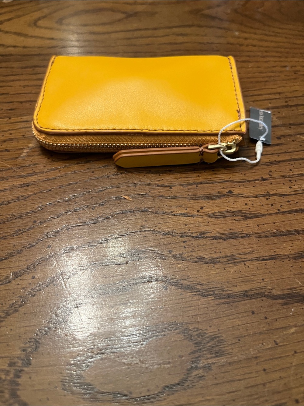 Vera Bradley Yellow Zip-Around Leather Card Wallet, new with tags - Picture 3 of 10
